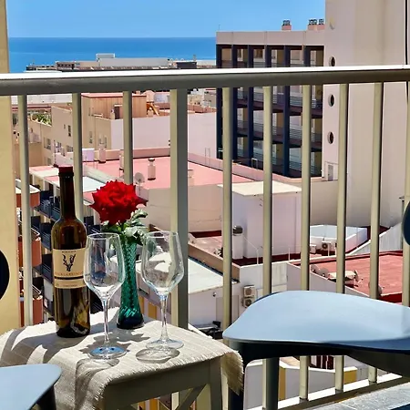 Colibri Comodo, Bonito, Centrico * Κάλπε